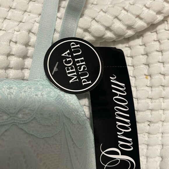 NWT- Paramour- 36B & 36C . Mega push up - Picture 5 of 8